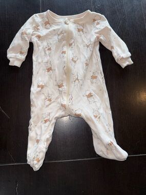 Disney Baby Pooh Neutral Bear Zip One-Piece Pajamas - White & Tan